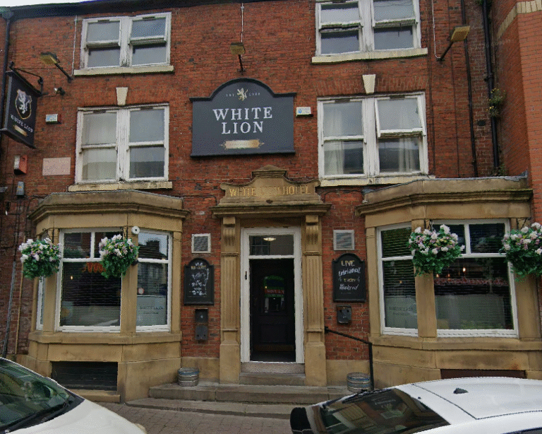the white lion rochdale 768x614